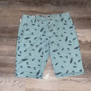 Funk board shorts surfing NWT size 36